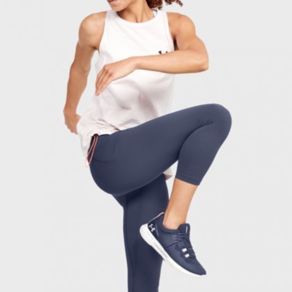 Under Armour  Meridian Crop
